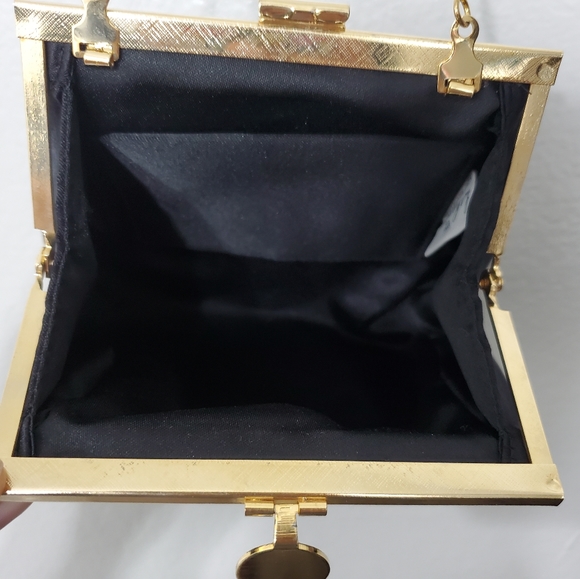 Vintage la Regale Crinkled Satin Evening Golden Chain Strap Bag - Picture 6 of 8